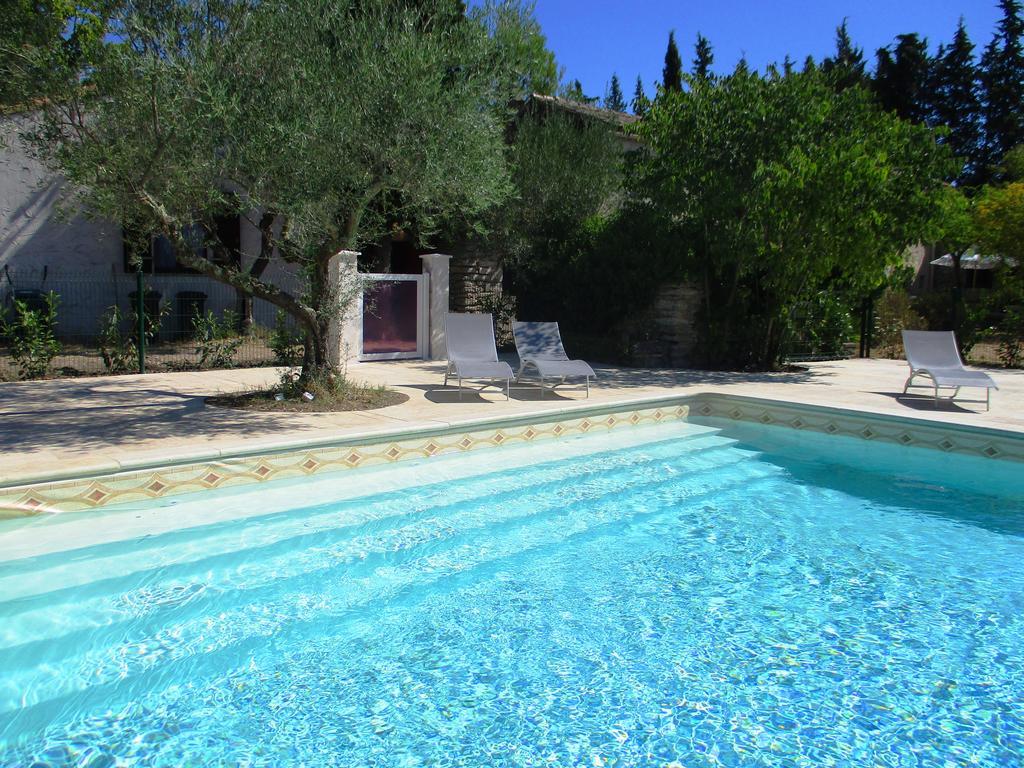 Le Mas Des Lilas Uzès Buitenkant foto