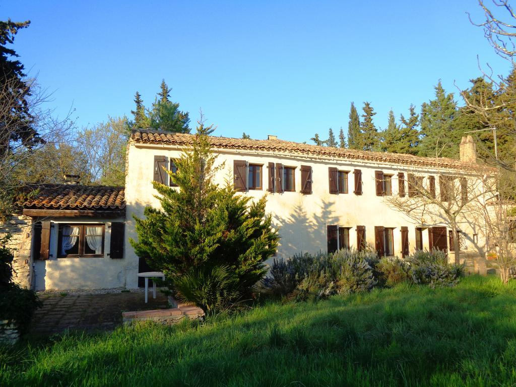 Le Mas Des Lilas Uzès Buitenkant foto